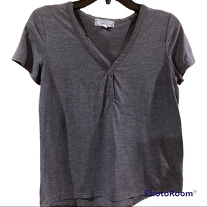 Pink Rose- grey Juniors‎ size Medium with snap buttons on v-neck